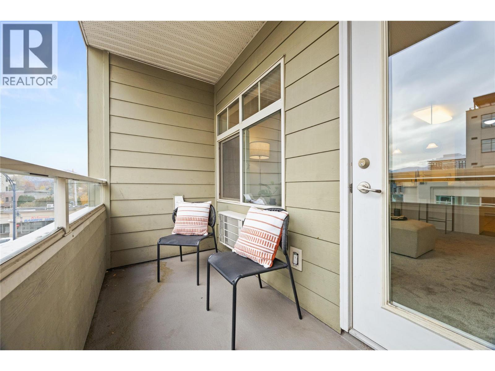 302 538 McKay Avenue, Kelowna