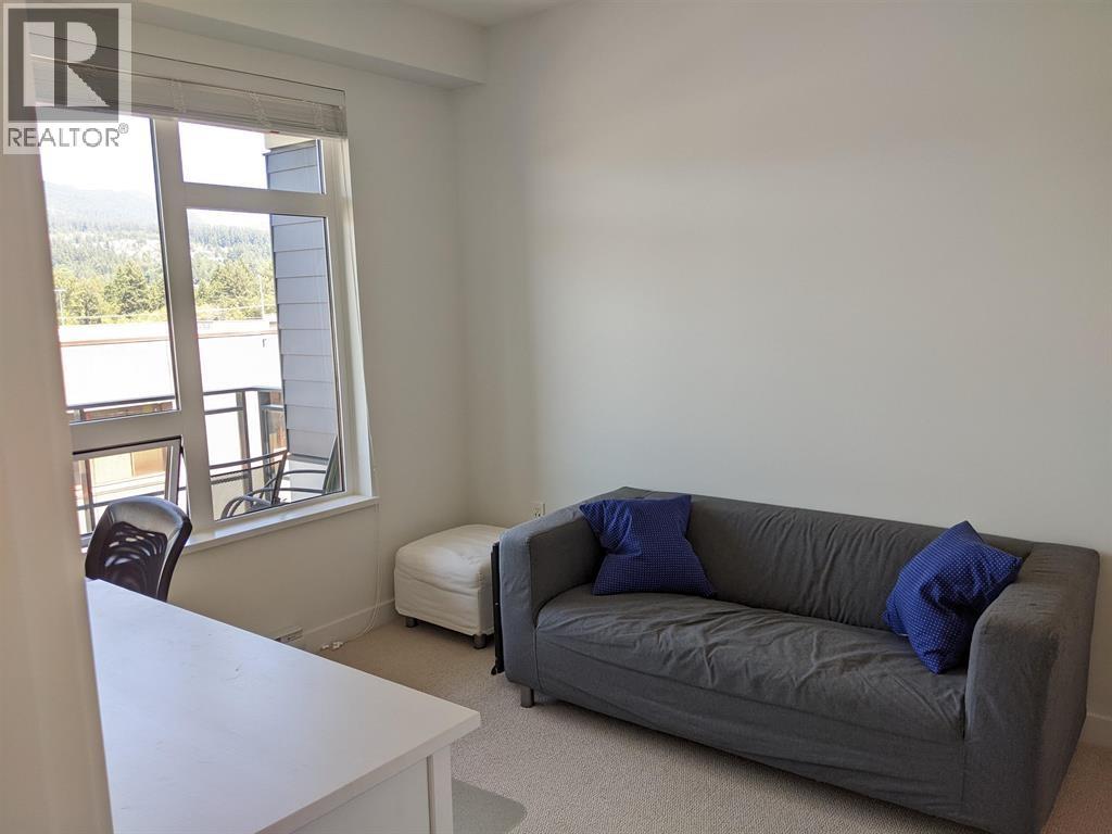 403 3018 ST GEORGE STREET, Port Moody