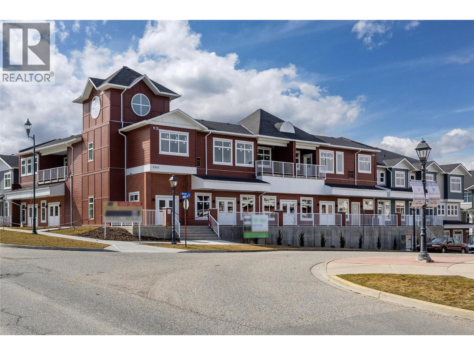 118 5300 Main Street, Kelowna