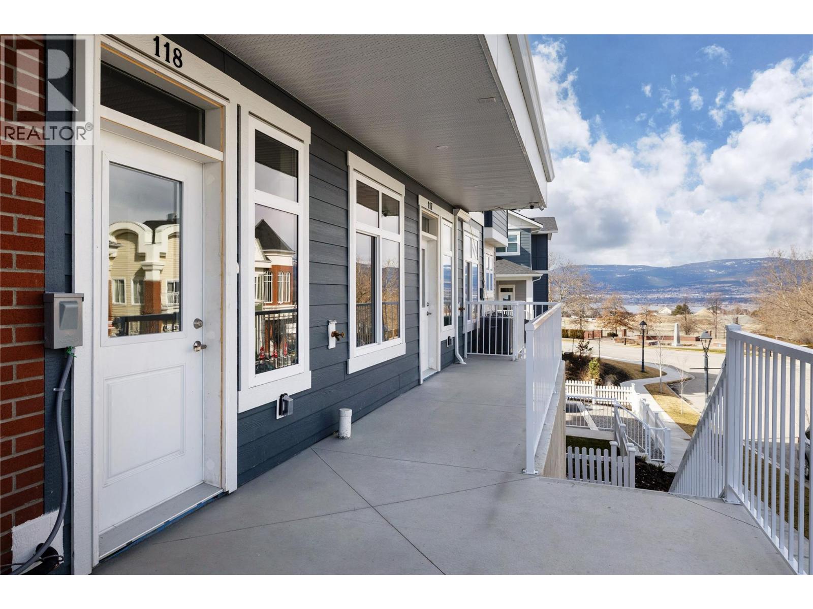 118 5300 Main Street, Kelowna