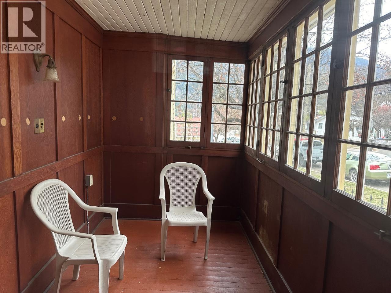  823 BAKER Street, Nelson