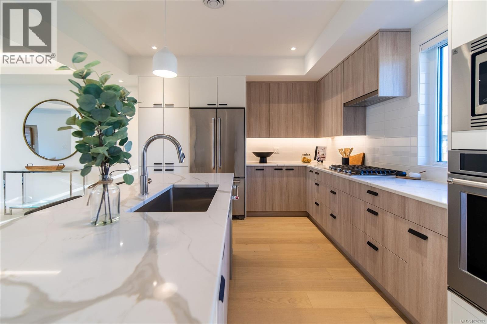 14 4253 Dieppe Rd, Saanich