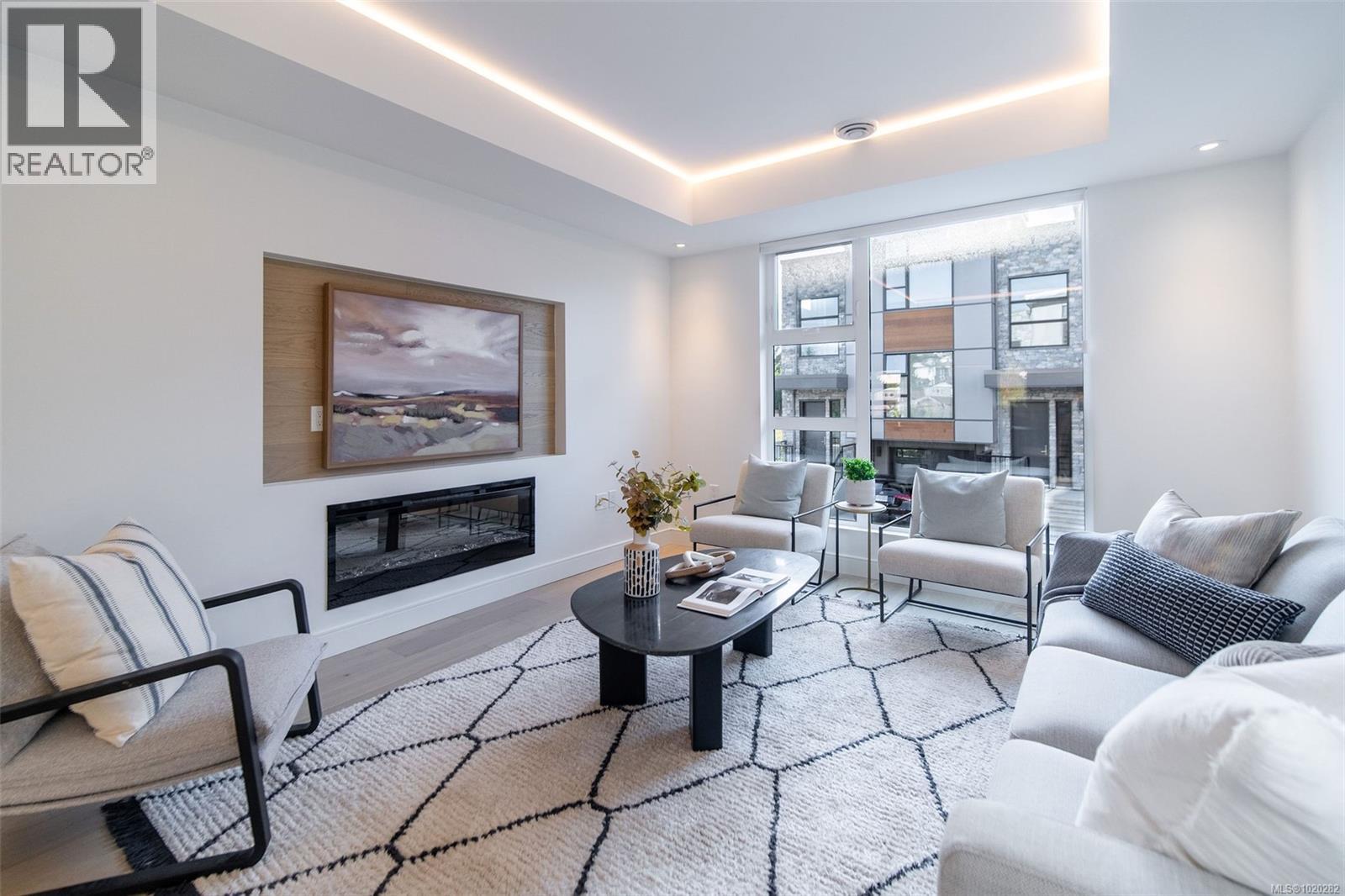 14 4253 Dieppe Rd, Saanich