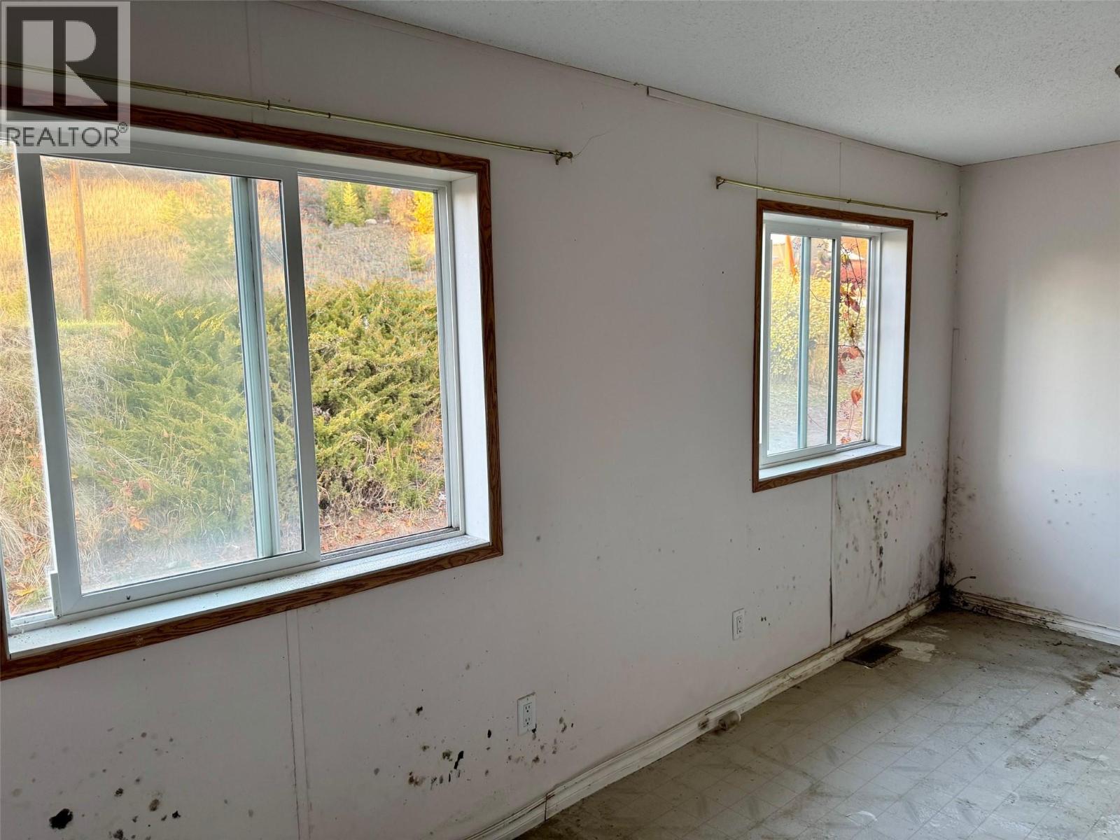 #1 3701 3 HIGHWAY - 15