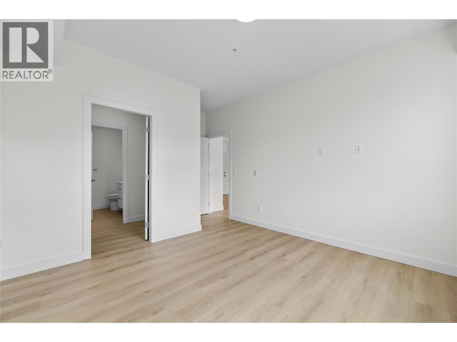 202 5300 Main Street, Kelowna