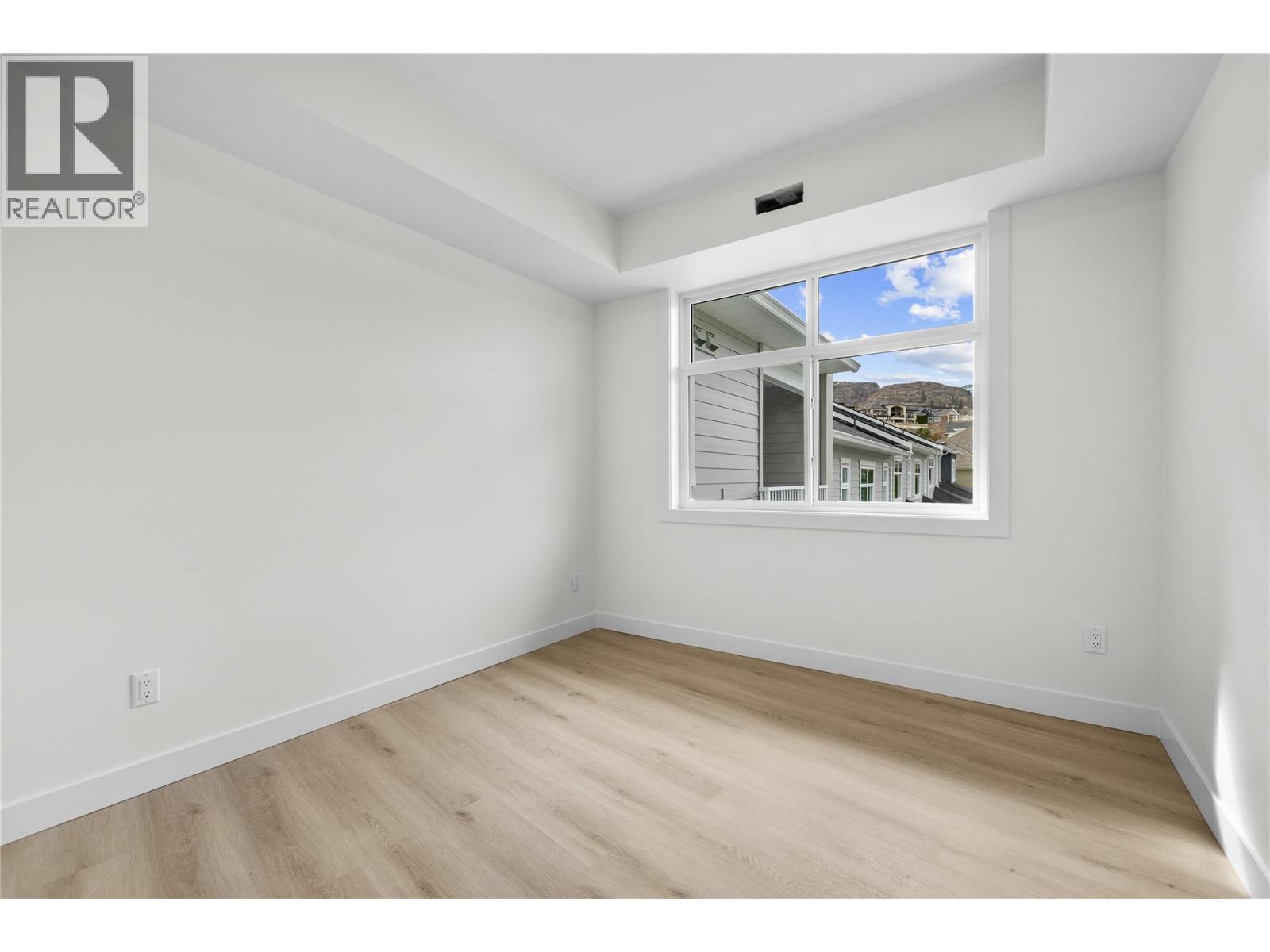 202 5300 Main Street, Kelowna