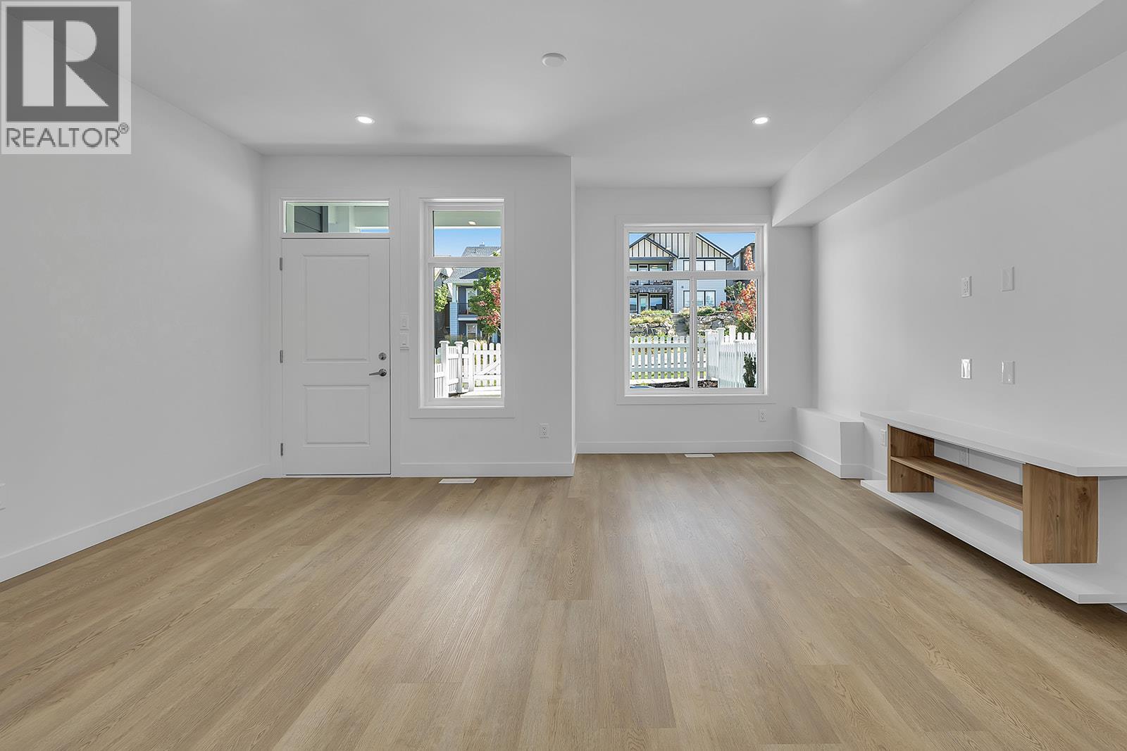 121 5300 Main Street, Kelowna