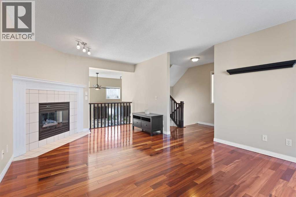 Single Family House 4 Level for Sale in  Kingsland Villas SW Kingsland Calgary 