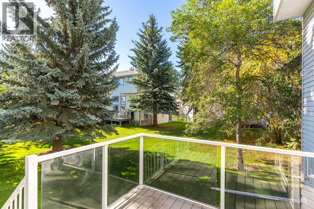 Single Family House 4 Level for Sale in  Kingsland Villas SW Kingsland Calgary 