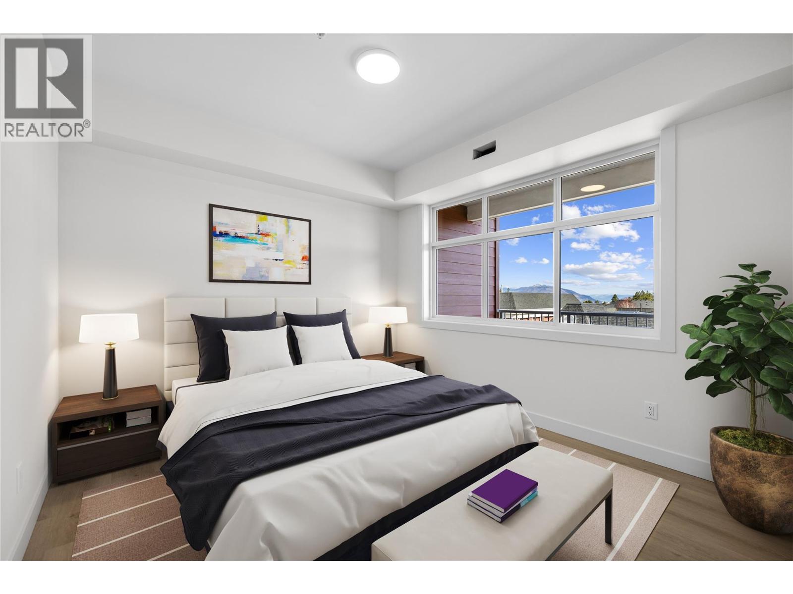 203 5300 Main Street, Kelowna