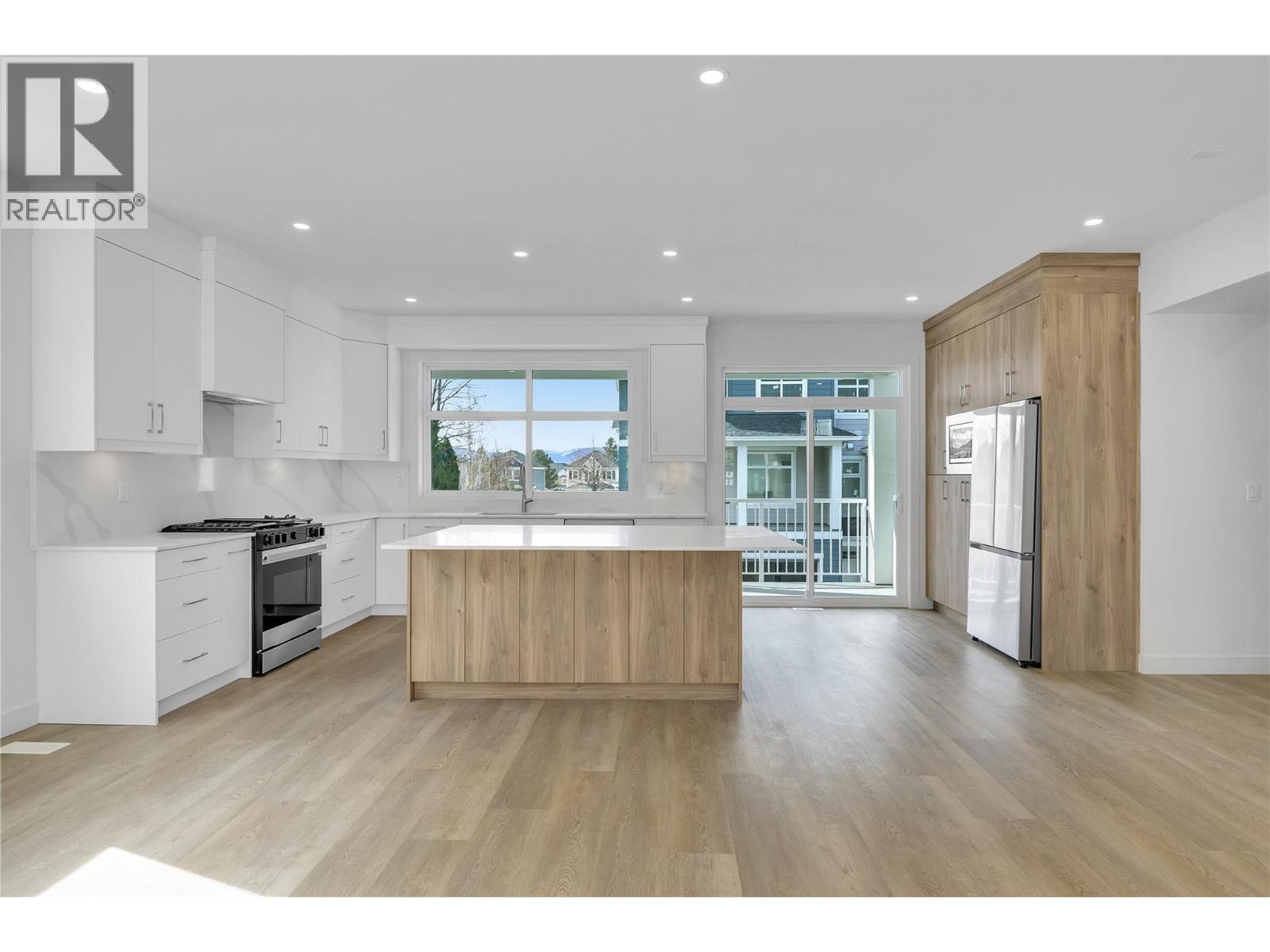 124 5300 Main Street, Kelowna