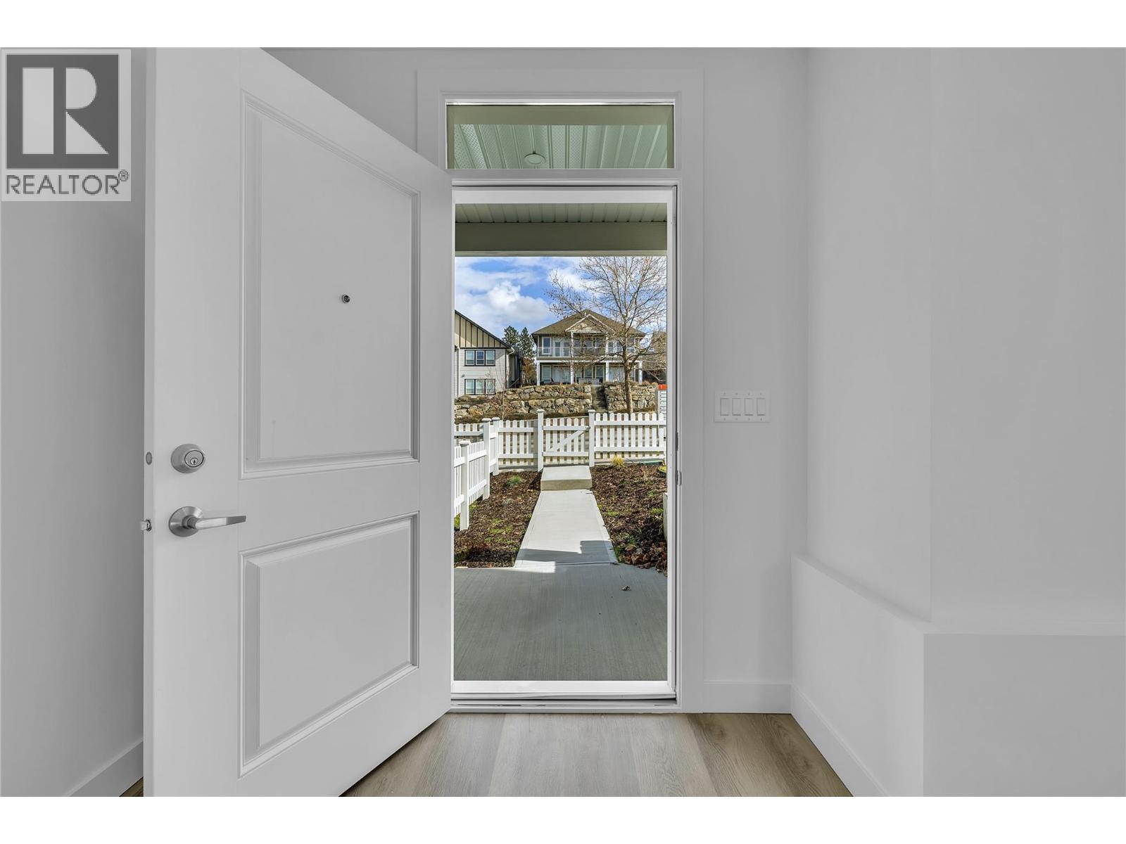 124 5300 Main Street, Kelowna