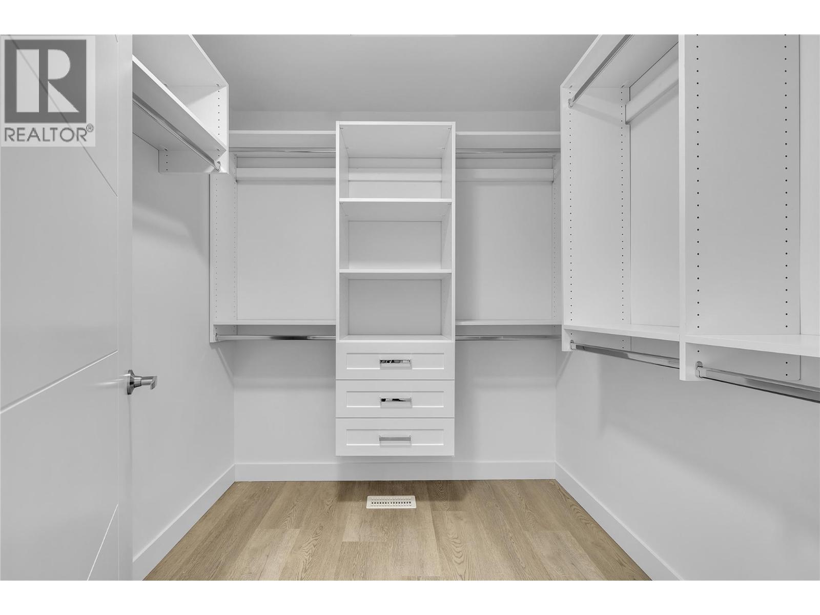 124 5300 Main Street, Kelowna