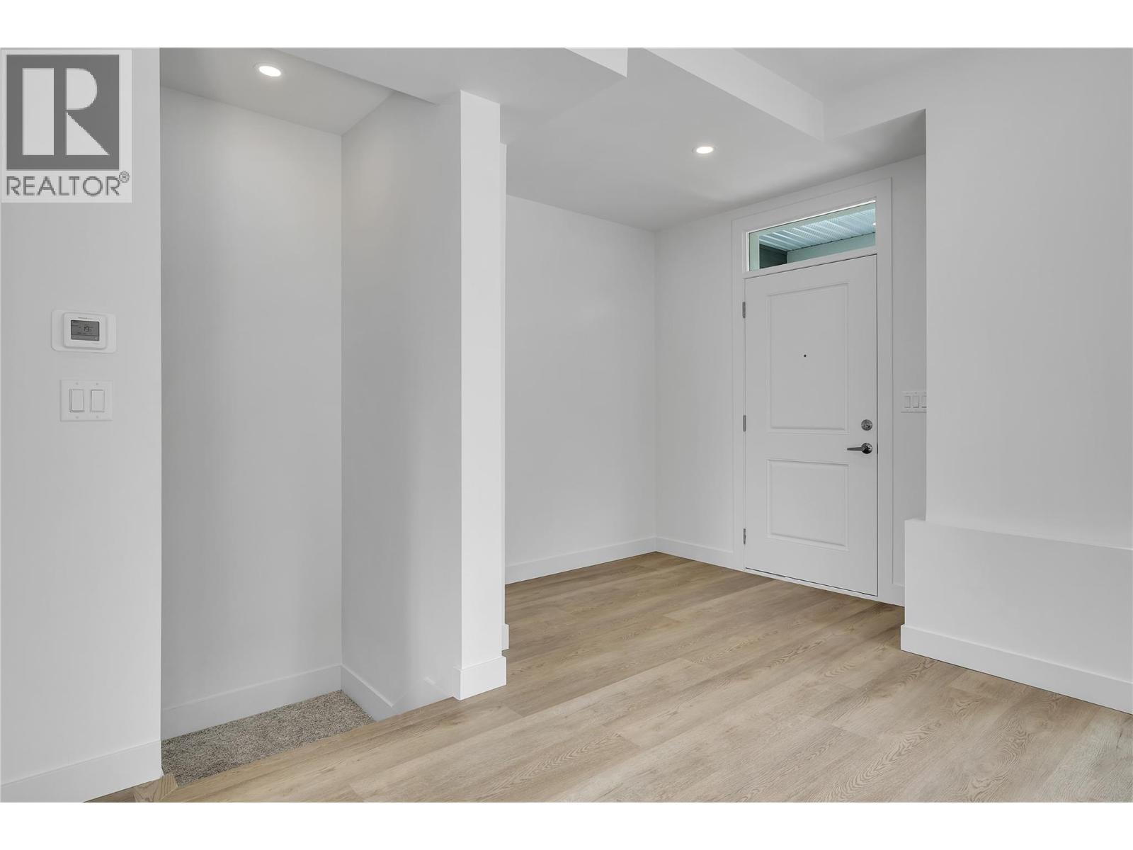 124 5300 Main Street, Kelowna