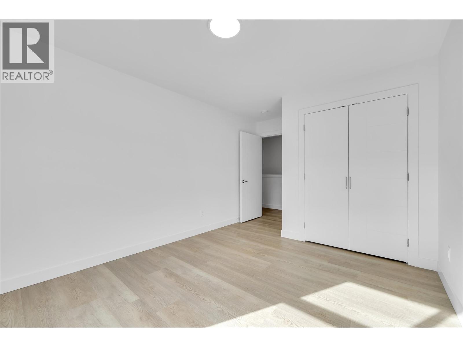 124 5300 Main Street, Kelowna