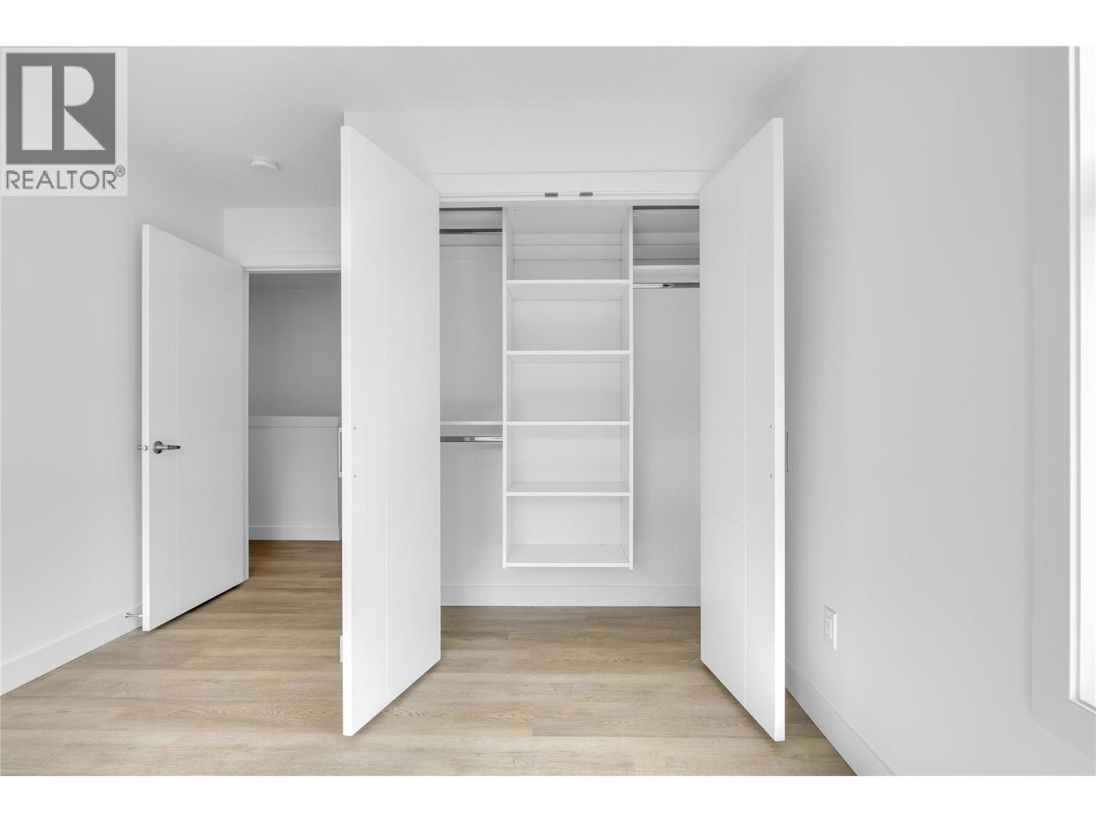 124 5300 Main Street, Kelowna