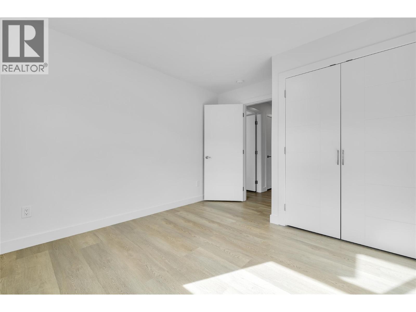 124 5300 Main Street, Kelowna