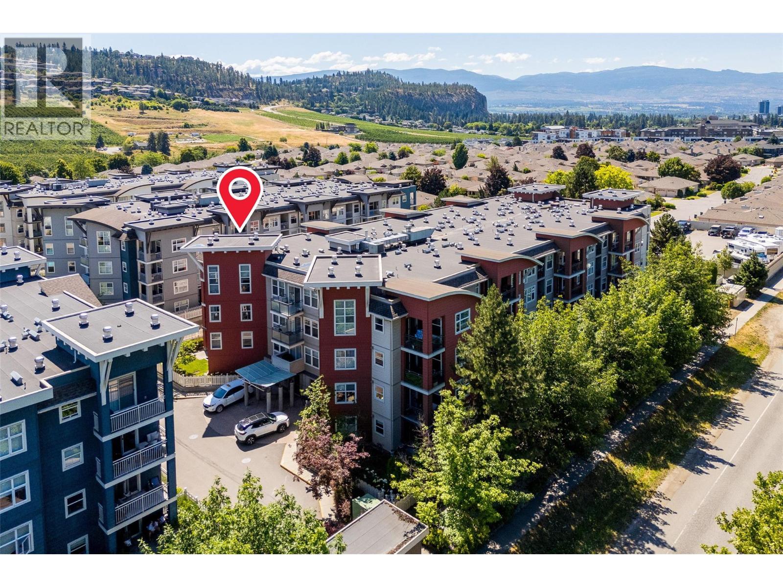 301 555 Yates Road, Kelowna