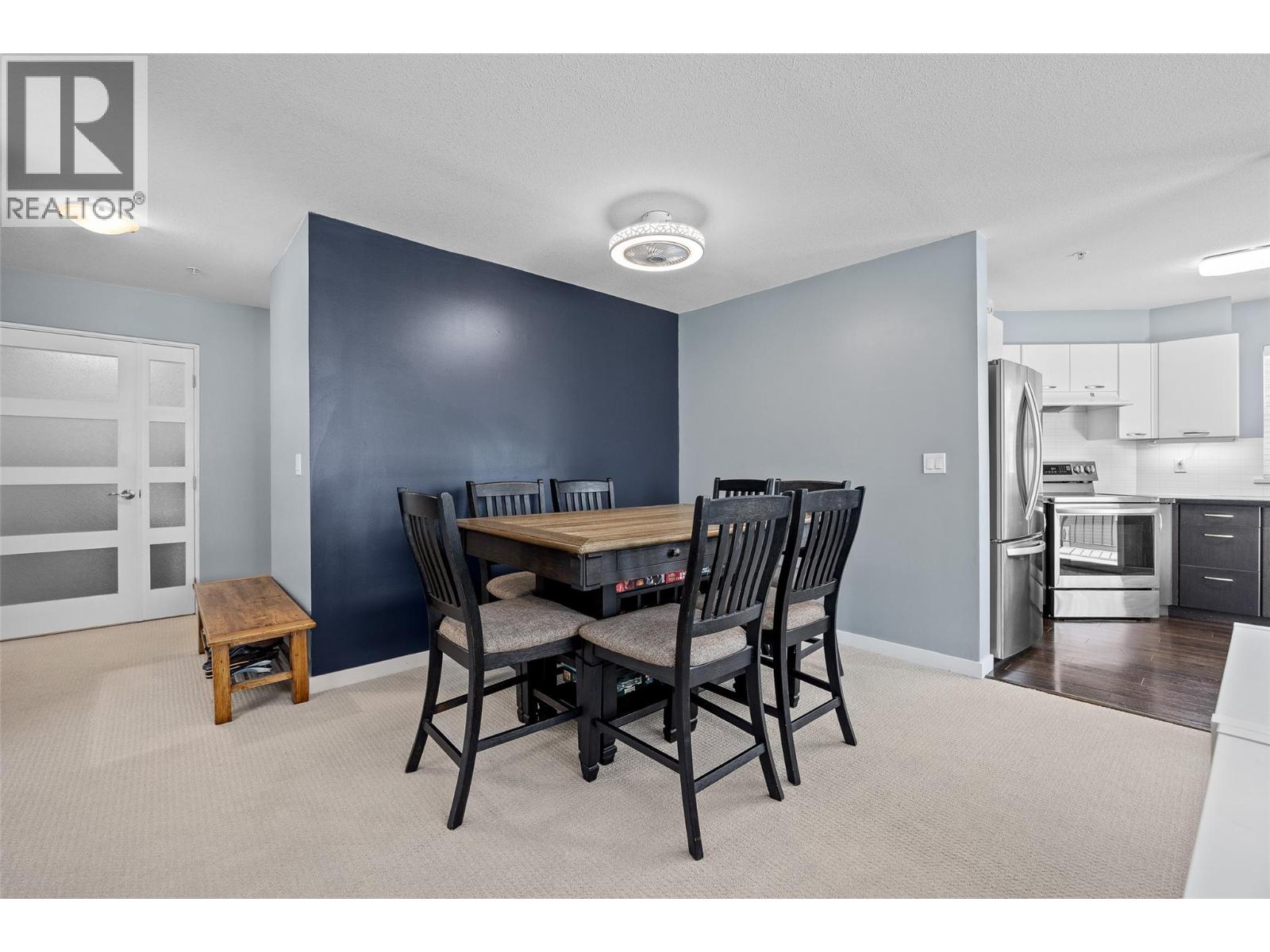 301 555 Yates Road, Kelowna