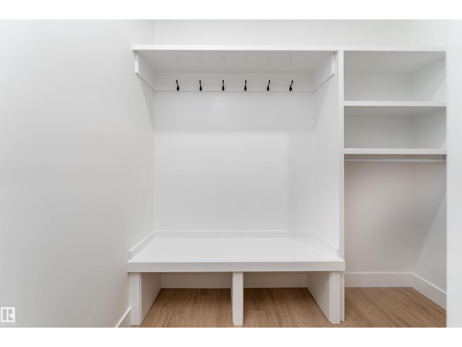 3105 Magpie WY NW, Edmonton