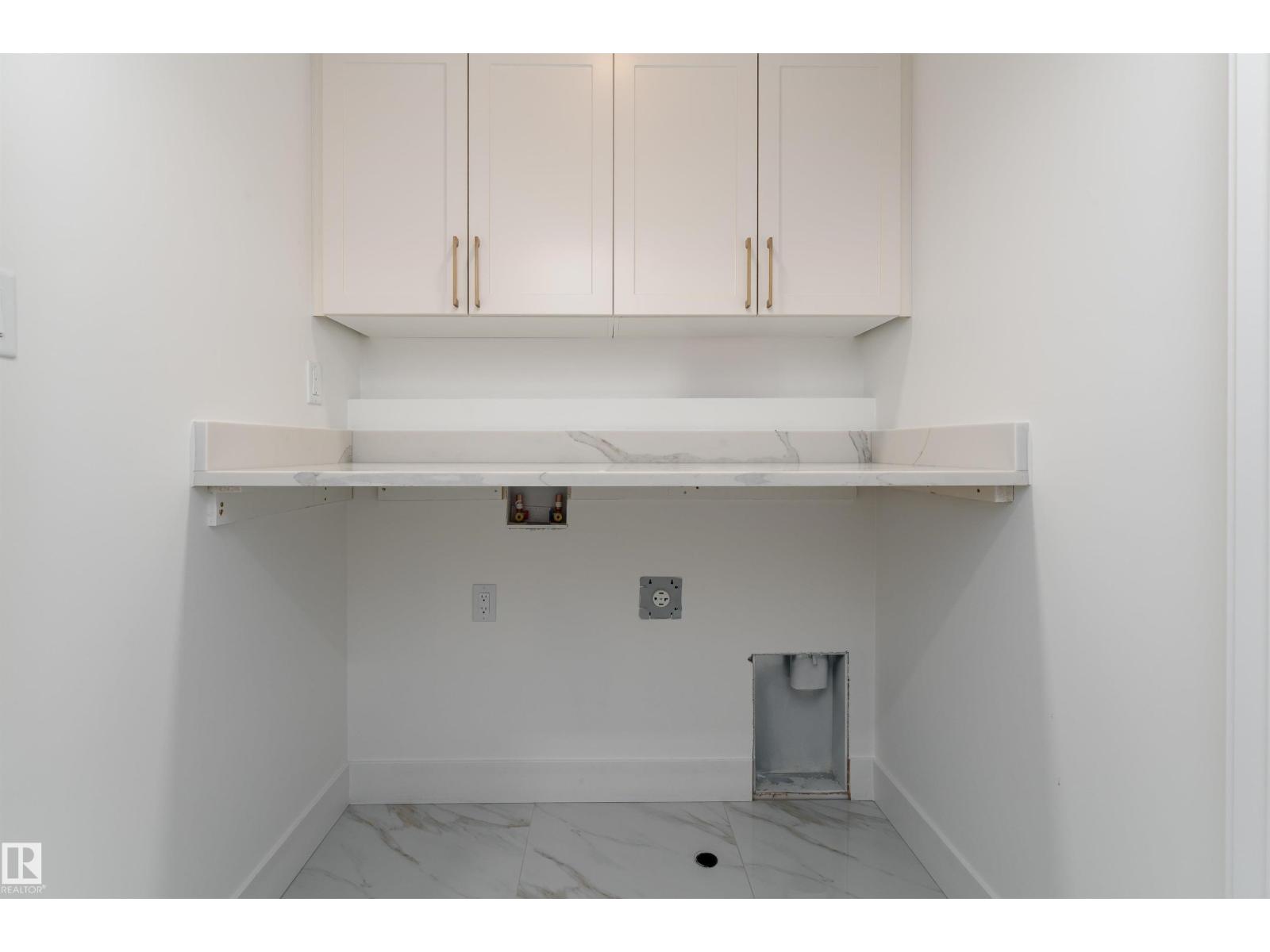 3105 Magpie WY NW, Edmonton