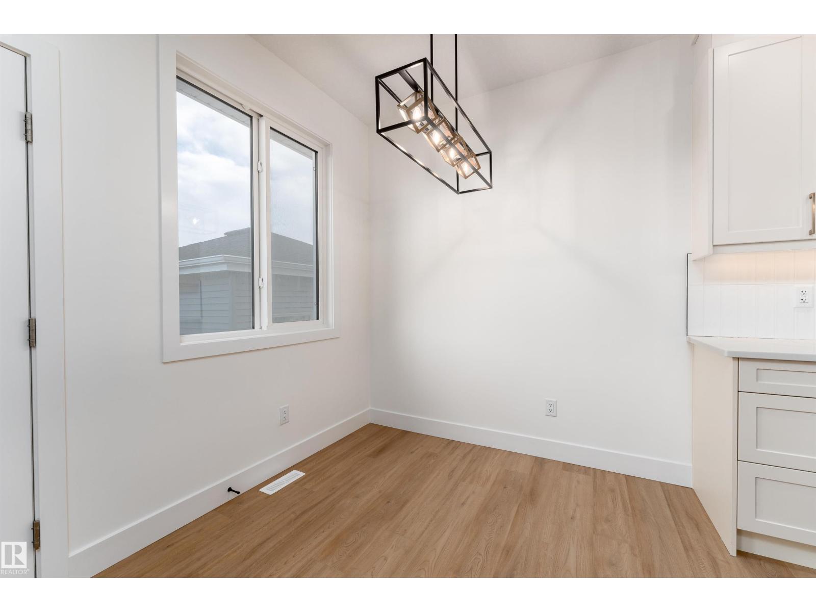 3105 Magpie WY NW, Edmonton