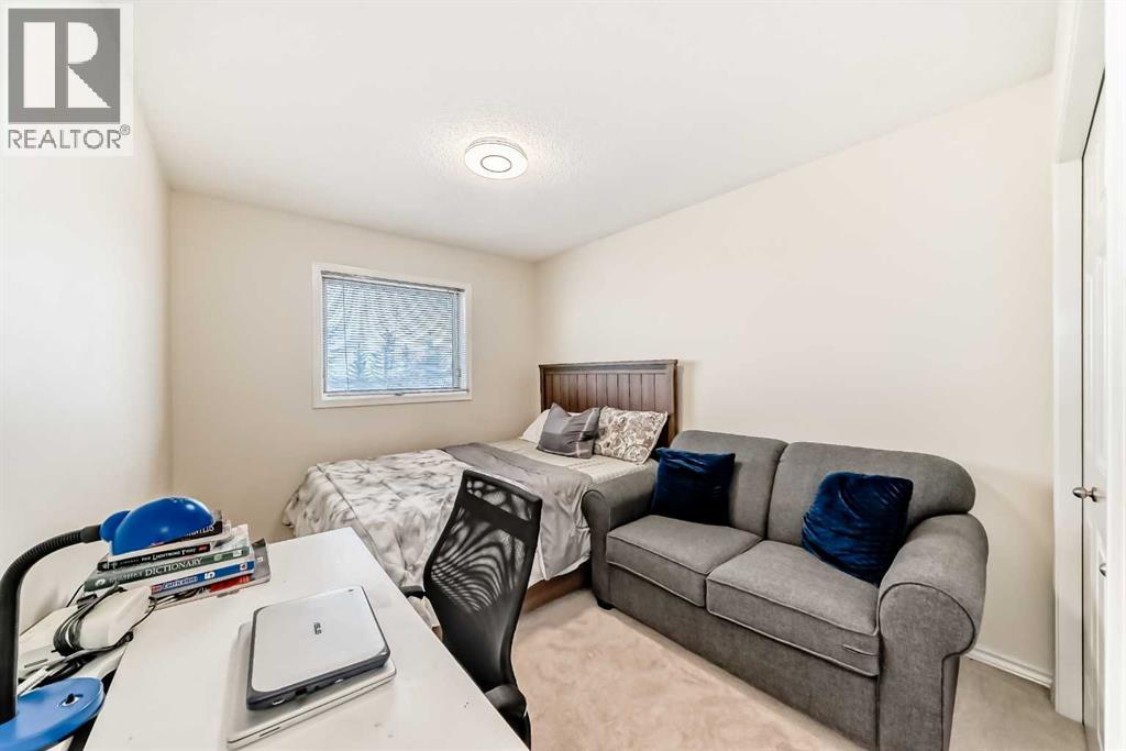 Single Family House for Sale in  Macewan Drive NW MacEwan Glen Calgary 