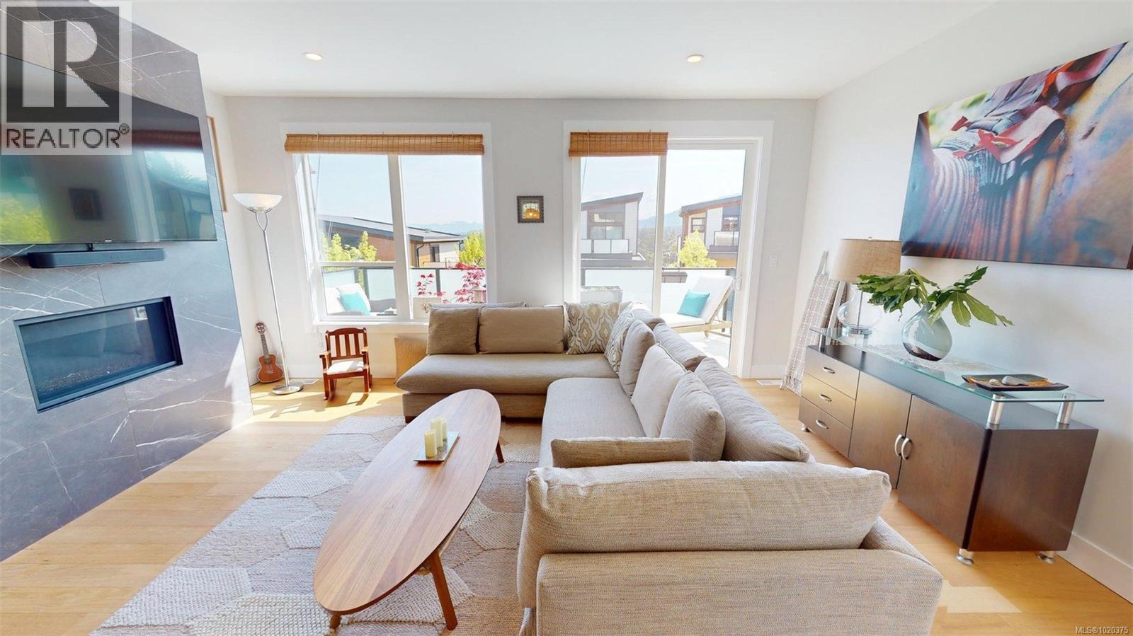 103 1217 Manzanita Pl, Nanaimo