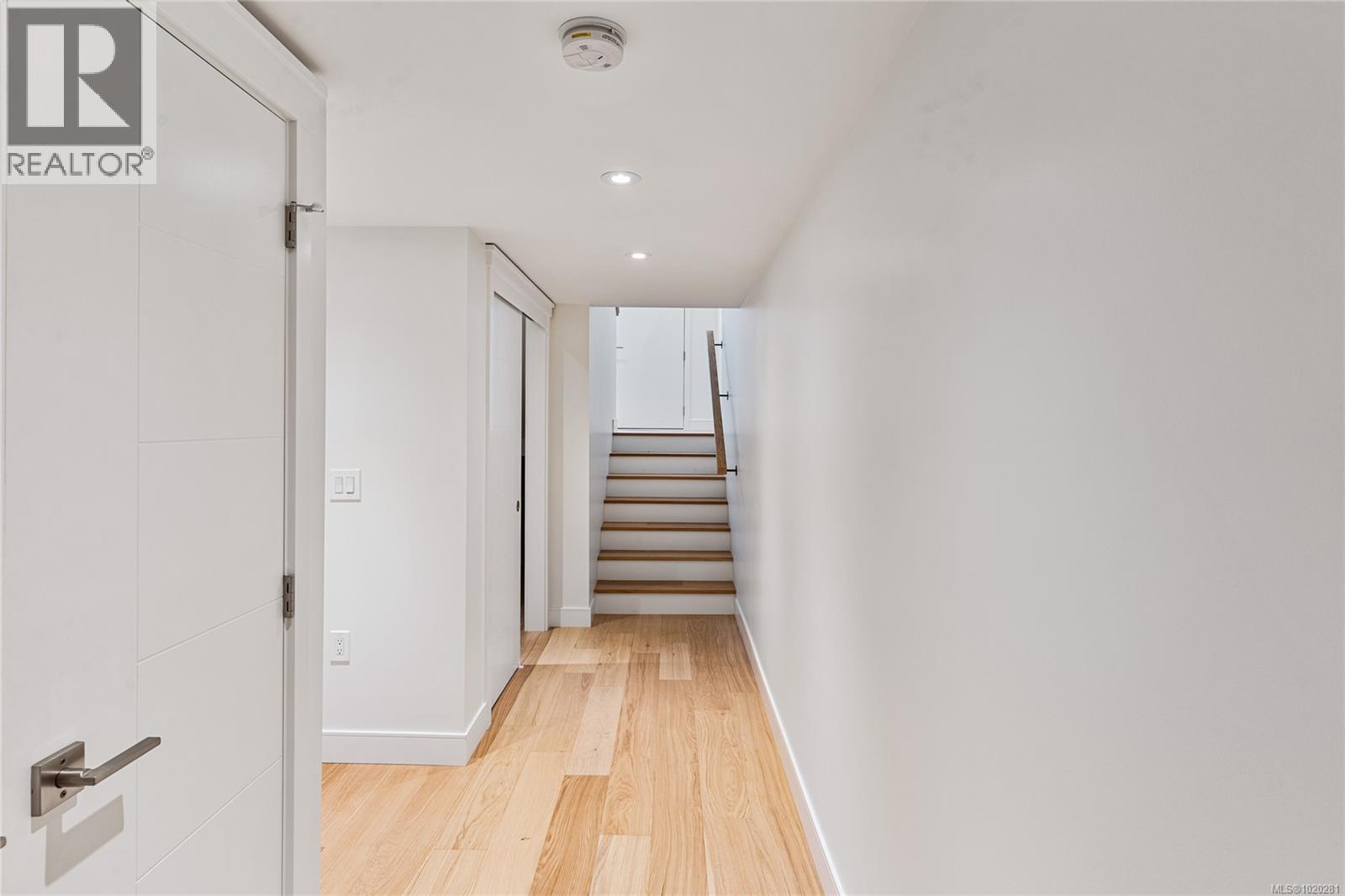 32 4253 Dieppe Rd, Saanich