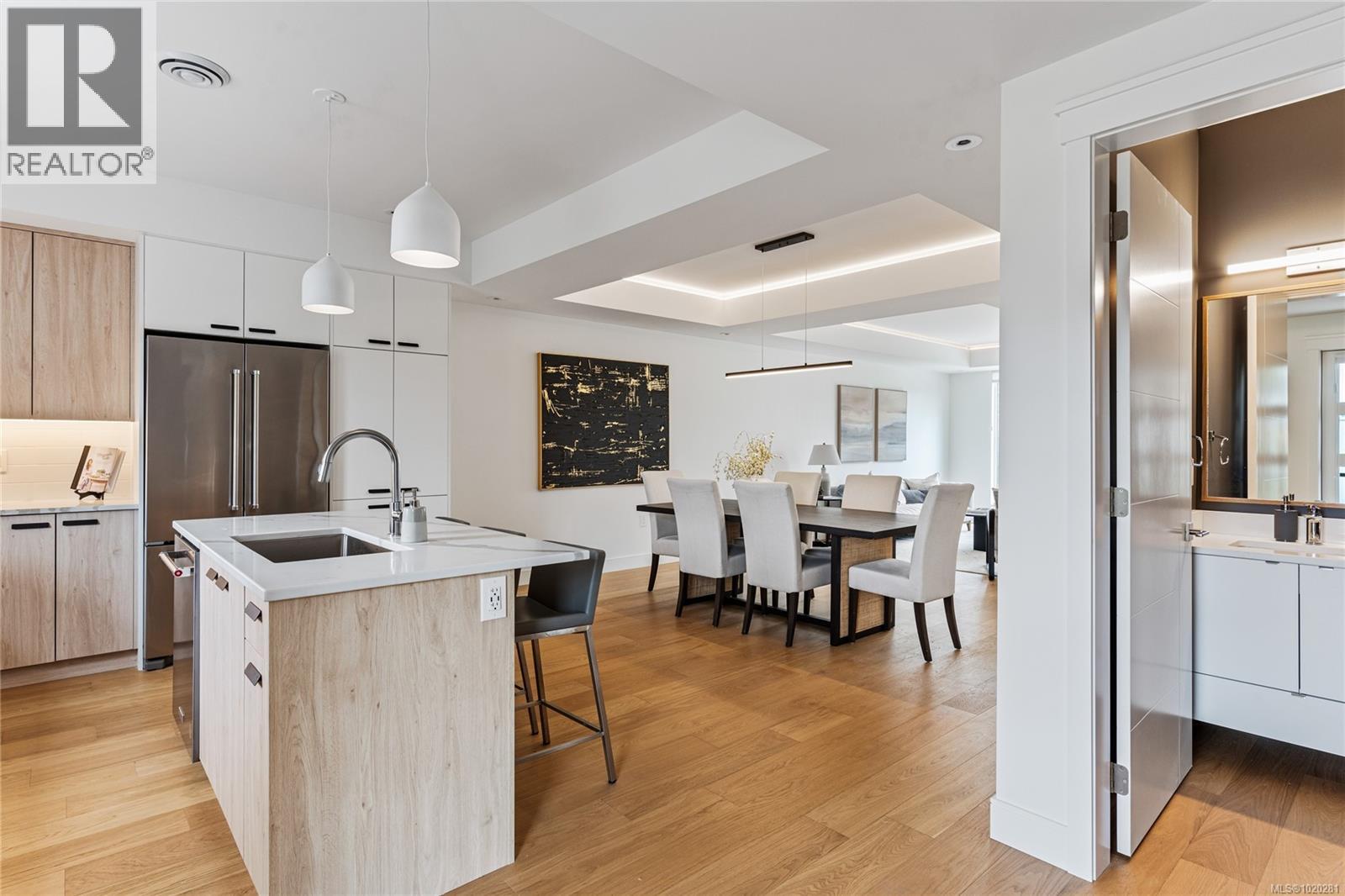 32 4253 Dieppe Rd, Saanich