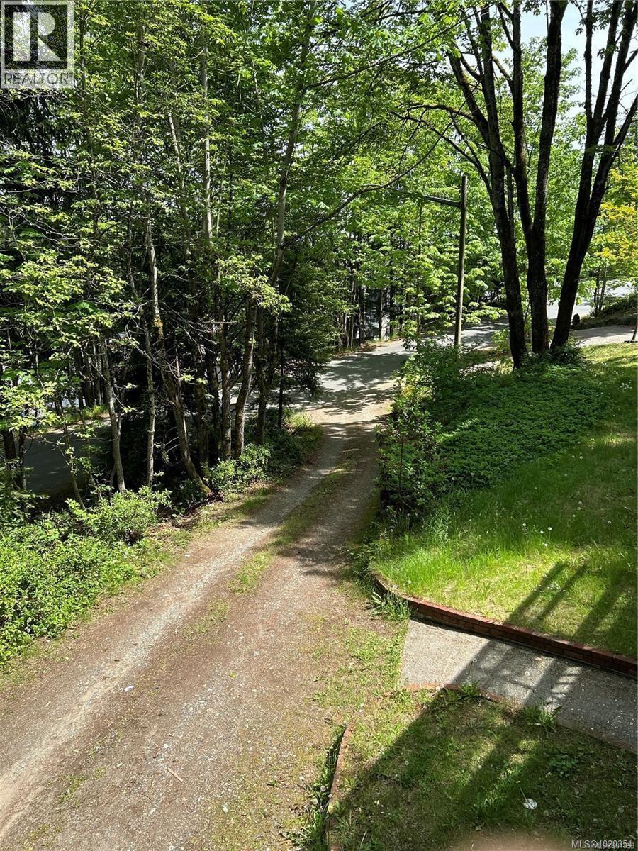 1154 2nd Ave - 12