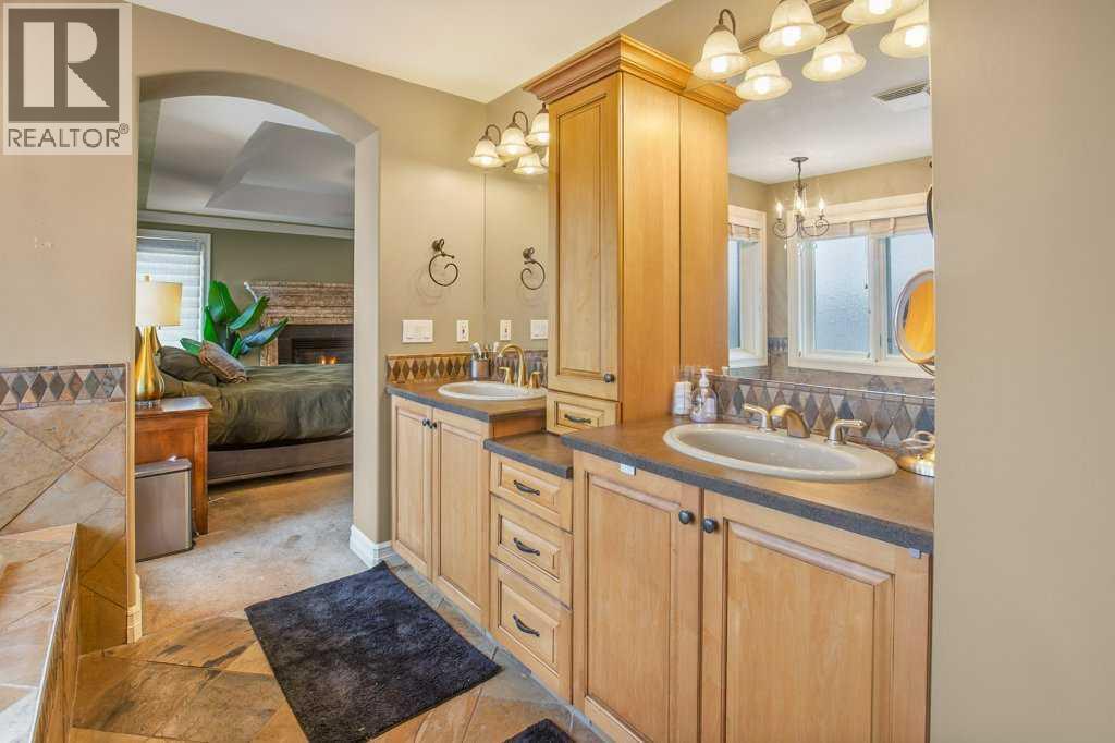 10 Fieldstone Way, Sylvan Lake