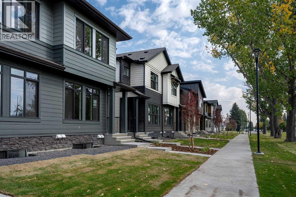 Single Family House for Sale in    Street SE Acadia Calgary 