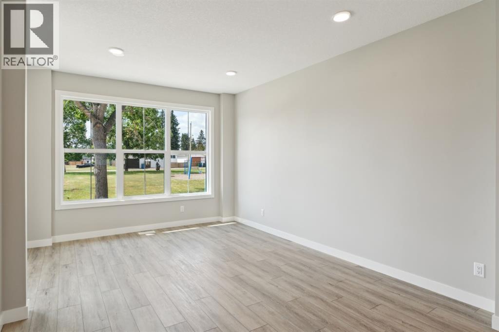 Single Family House for Sale in    Street SE Acadia Calgary 