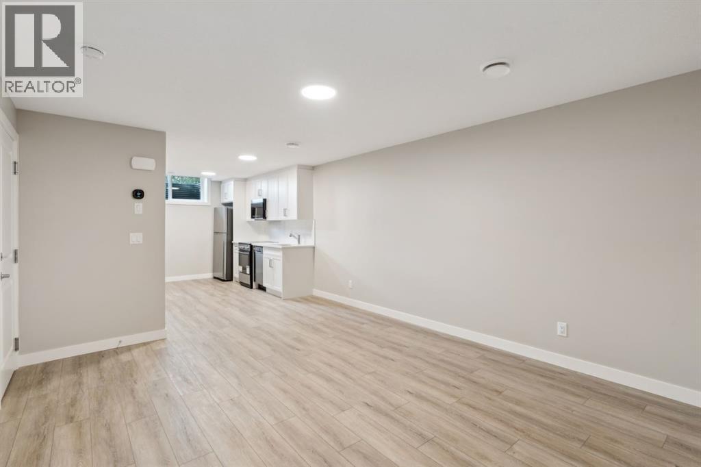 Single Family House for Sale in    Street SE Acadia Calgary 