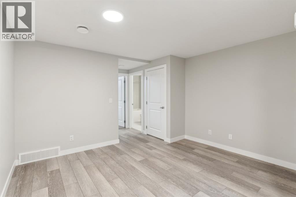 Single Family House for Sale in    Street SE Acadia Calgary 