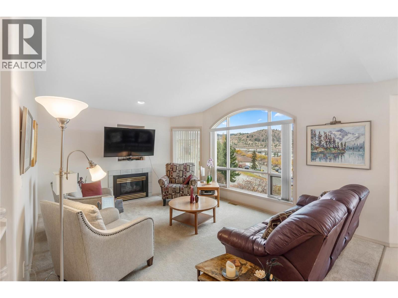 #6 1575 SPRINGHILL DRIVE - 6