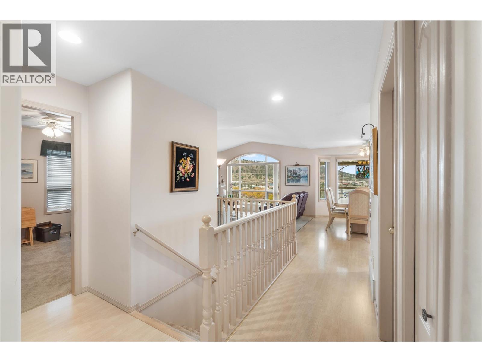 #6 1575 SPRINGHILL DRIVE - 18