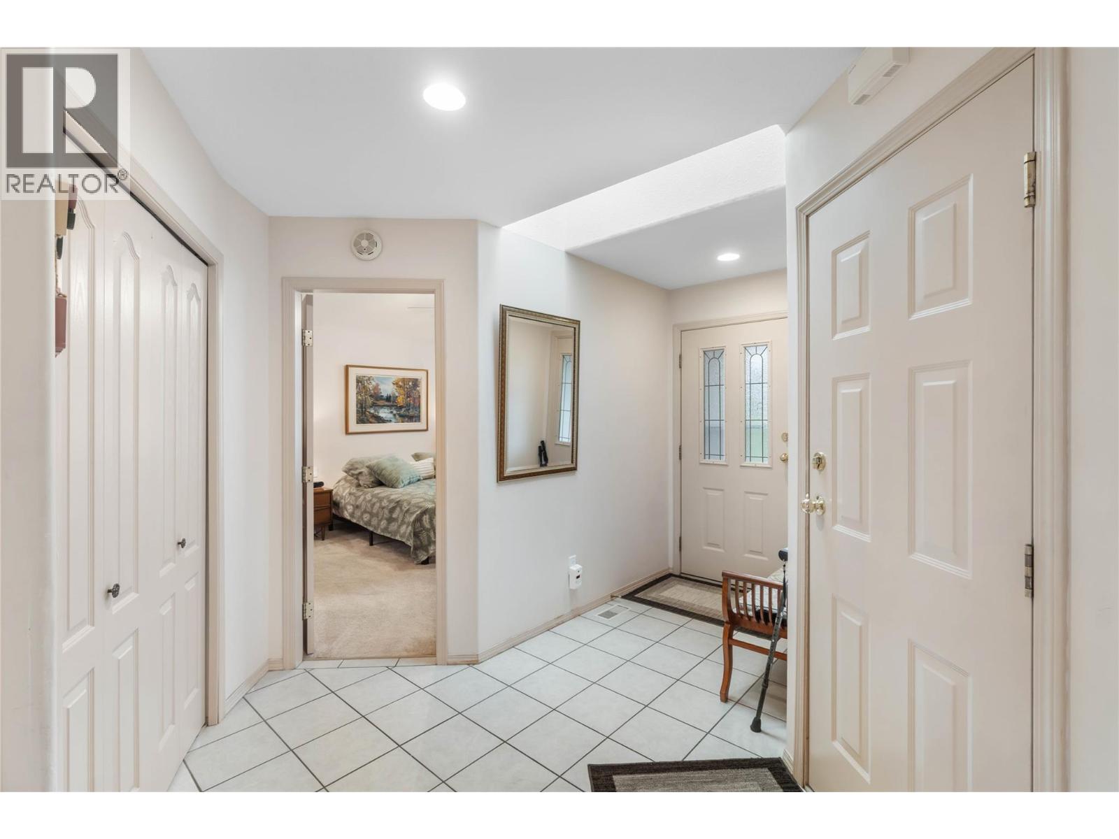 #6 1575 SPRINGHILL DRIVE - 11