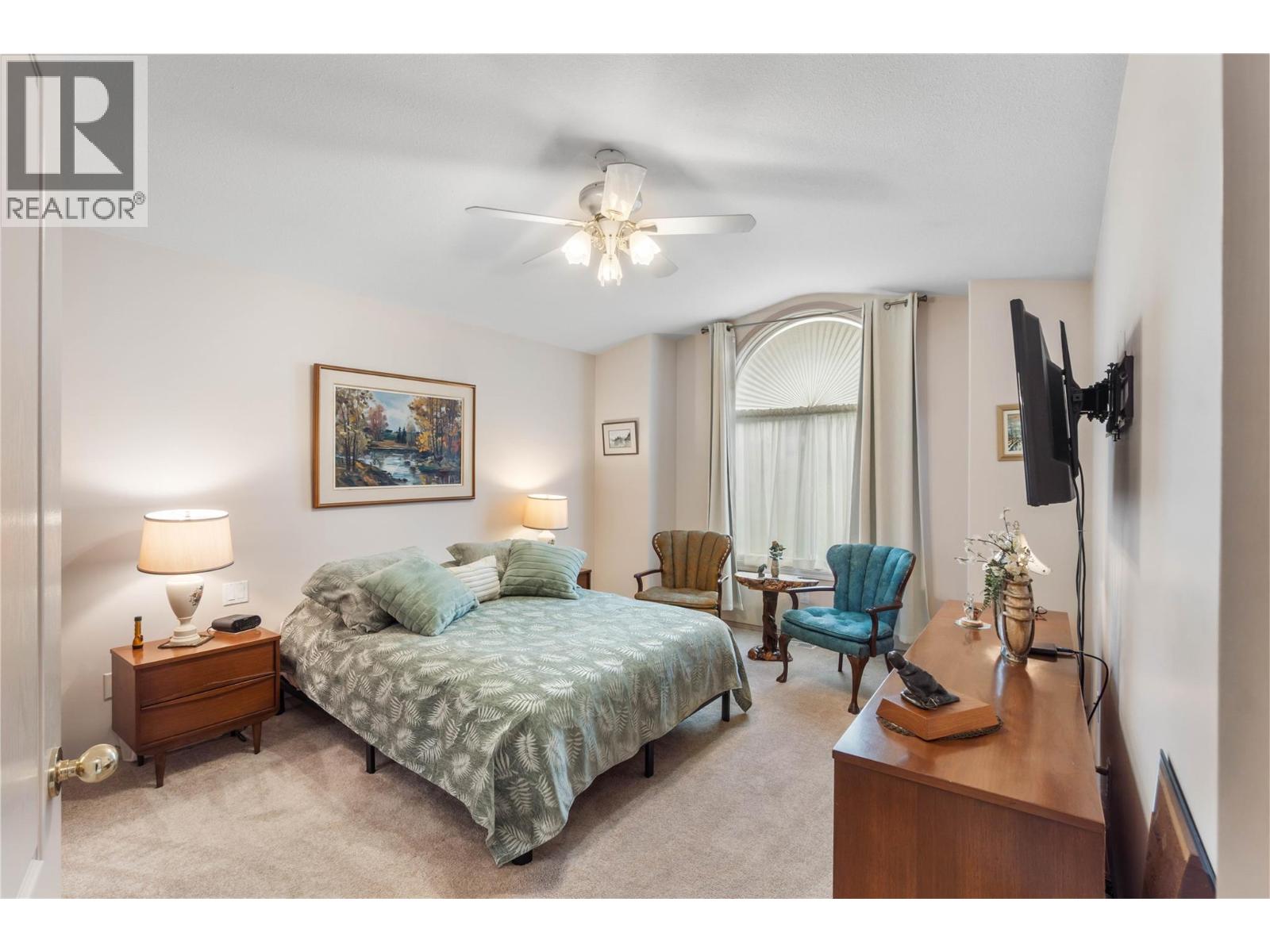 #6 1575 SPRINGHILL DRIVE - 15