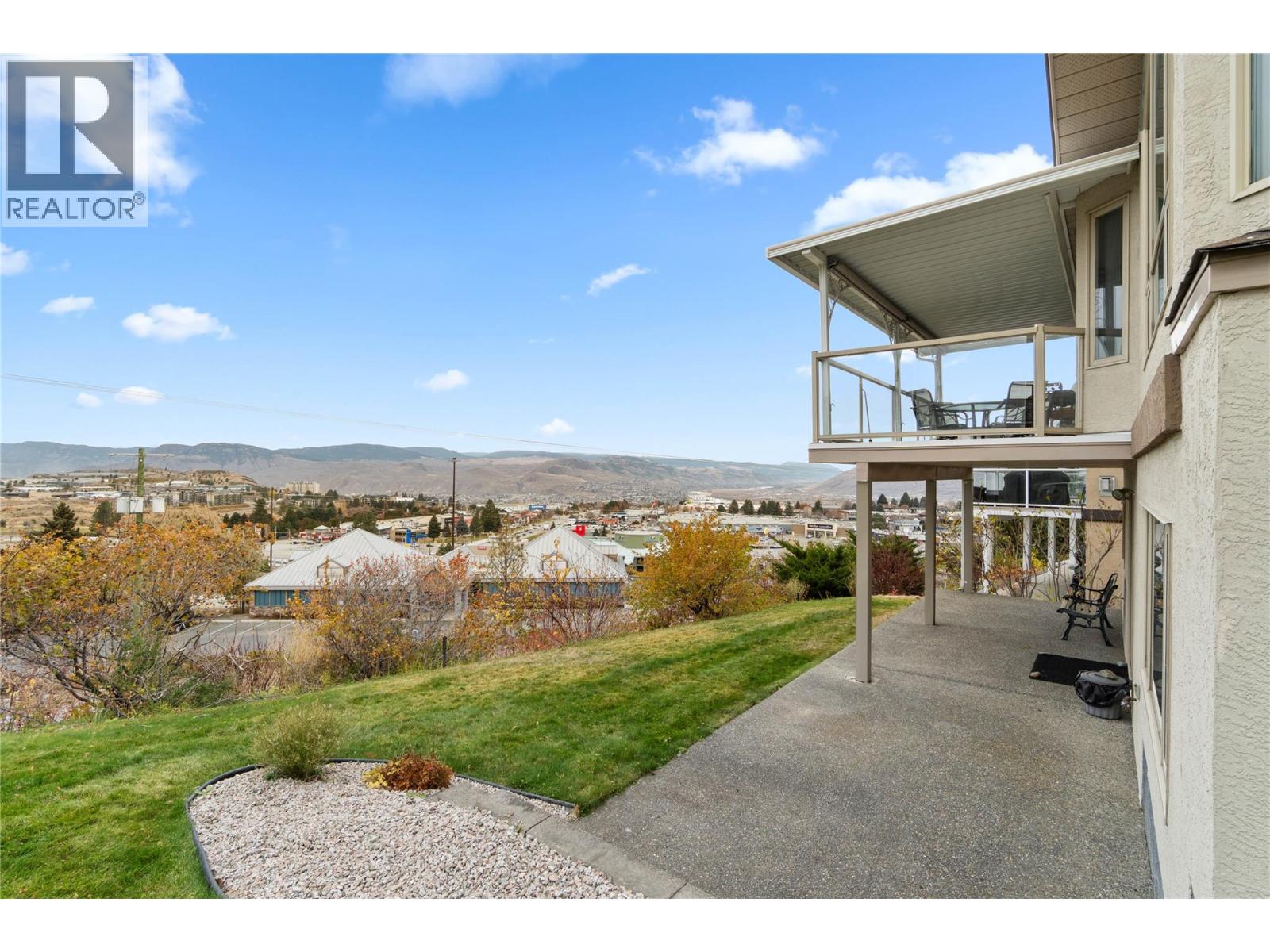 1575 Springhill Drive, Kamloops - Exteriors - Photo 7