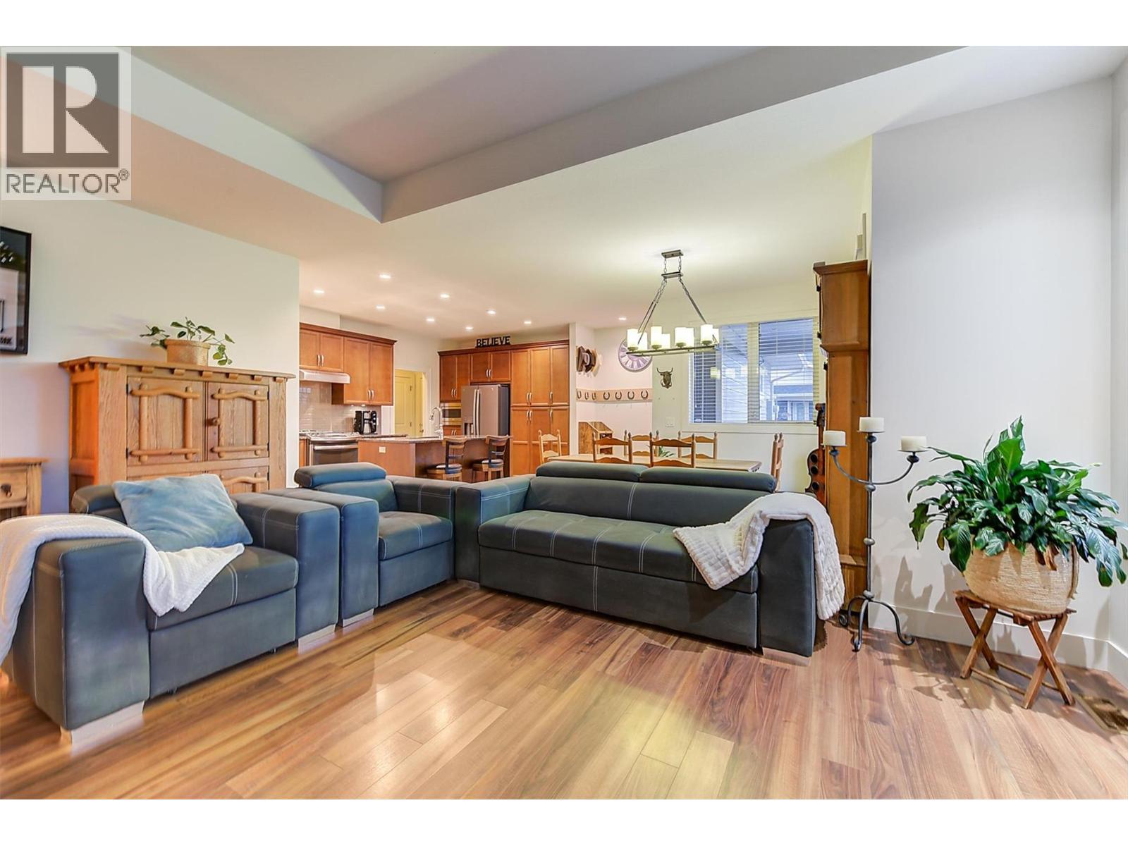 11 1960 KLO Road, Kelowna