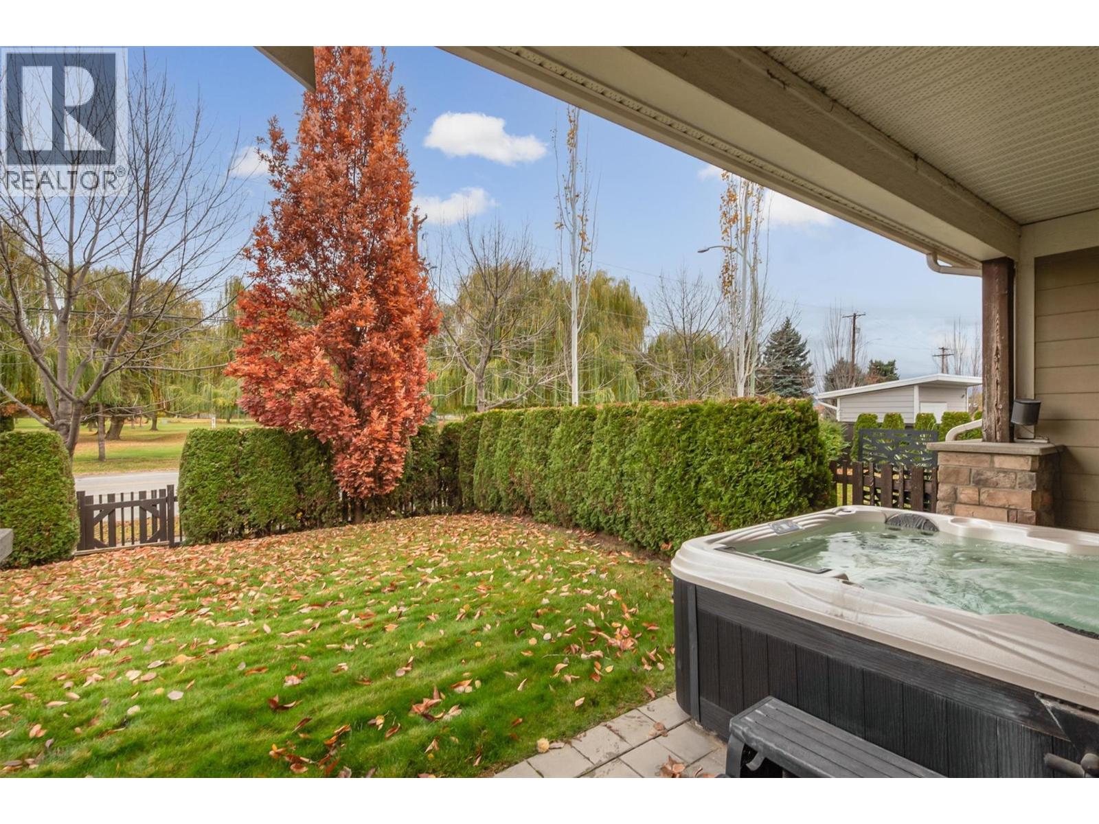 11 1960 KLO Road, Kelowna