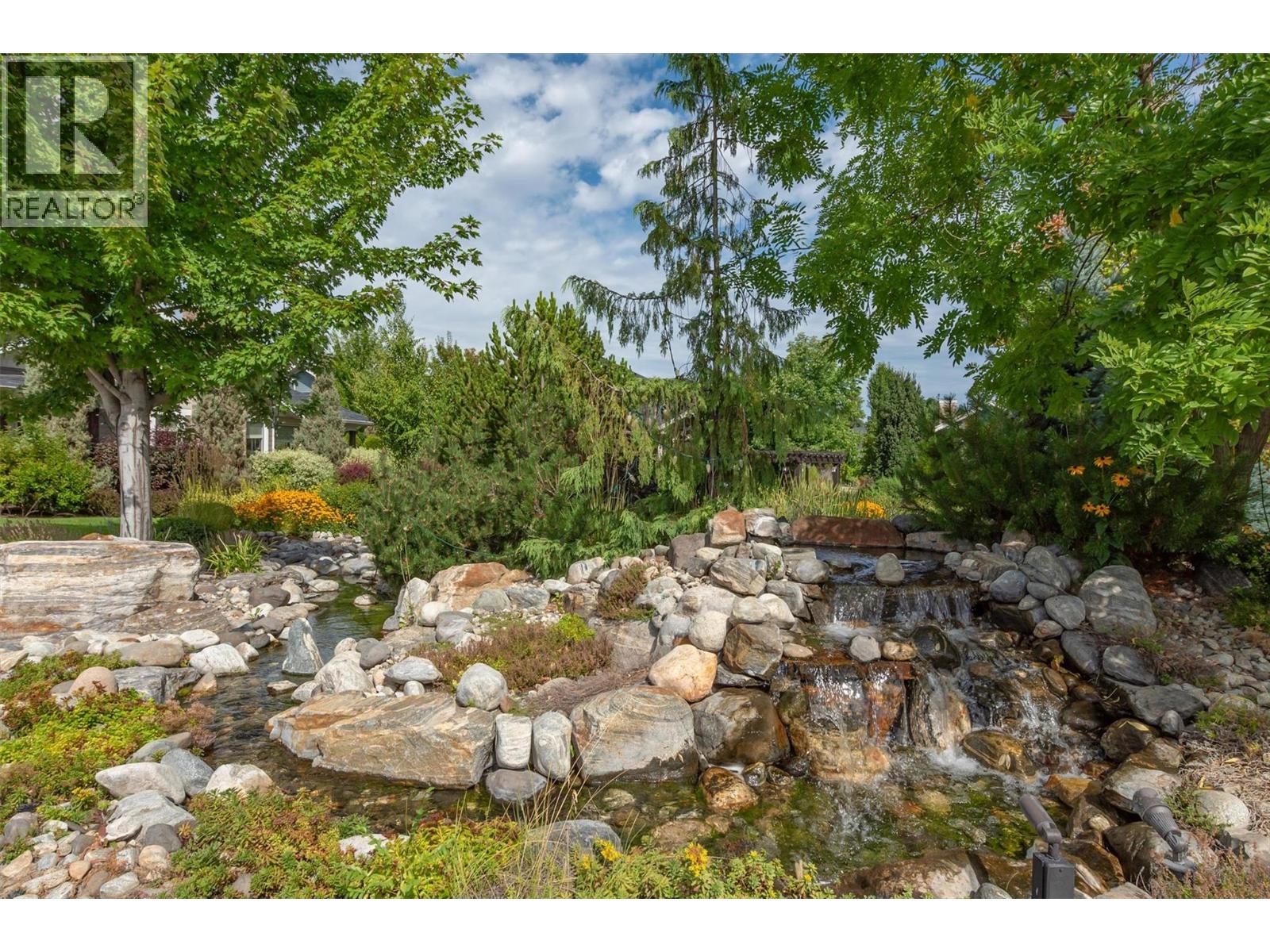 11 1960 KLO Road, Kelowna