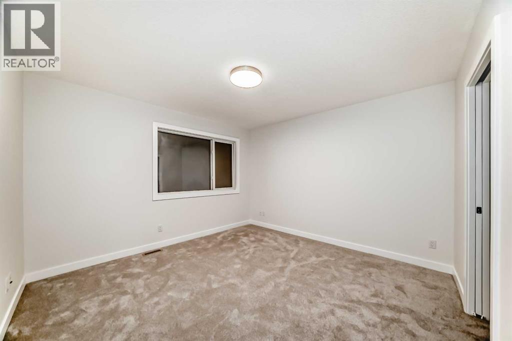 Single Family House for Sale in  Valleyview Court SE Dover Calgary 