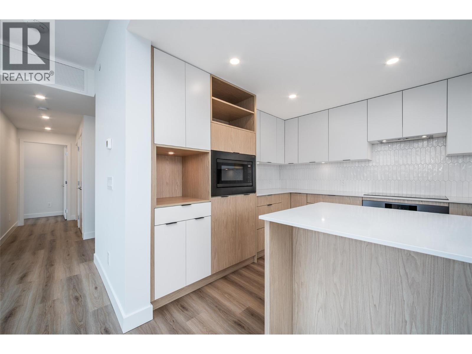 3307 1488 Bertram Street, Kelowna