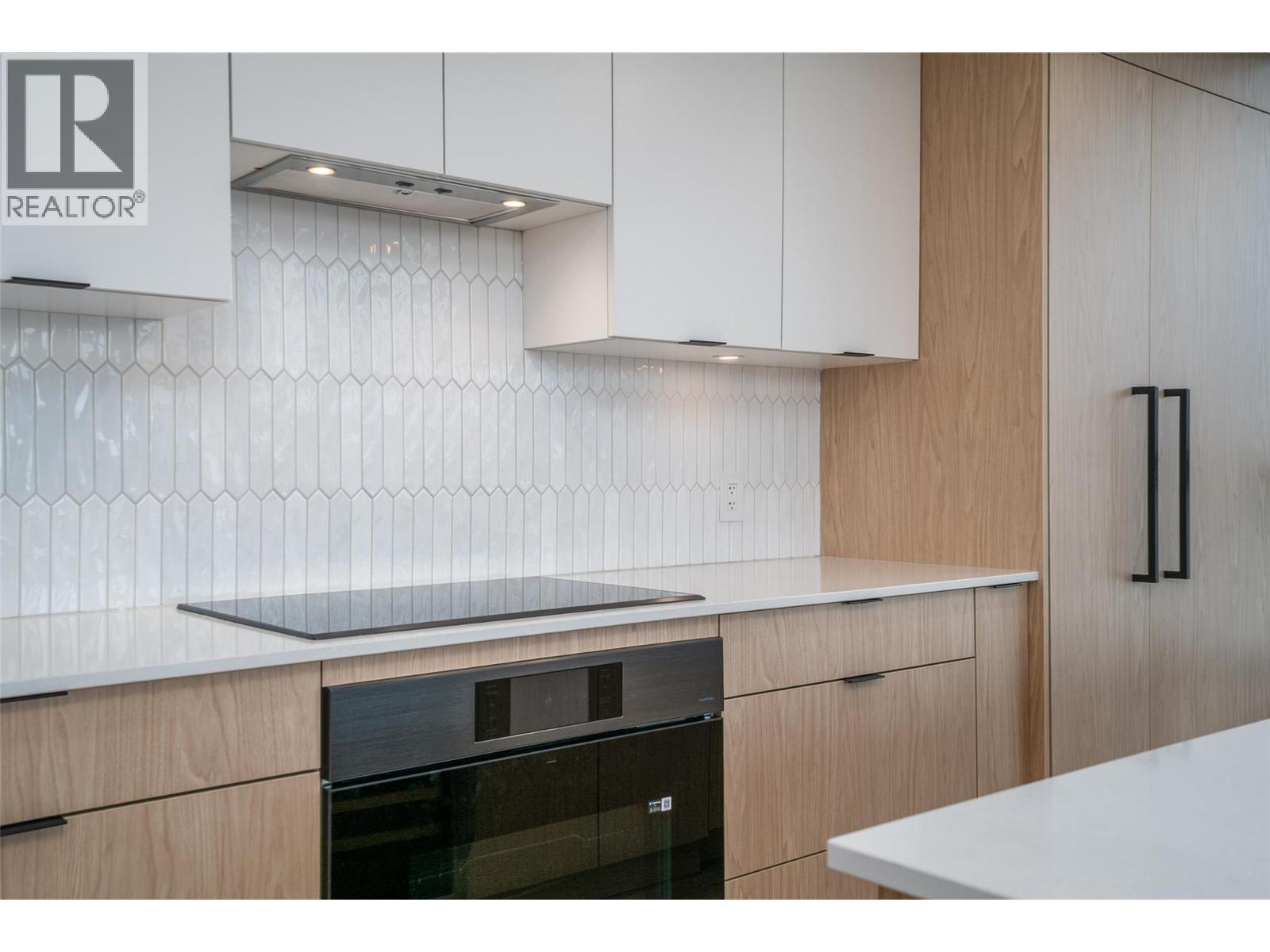 3307 1488 Bertram Street, Kelowna