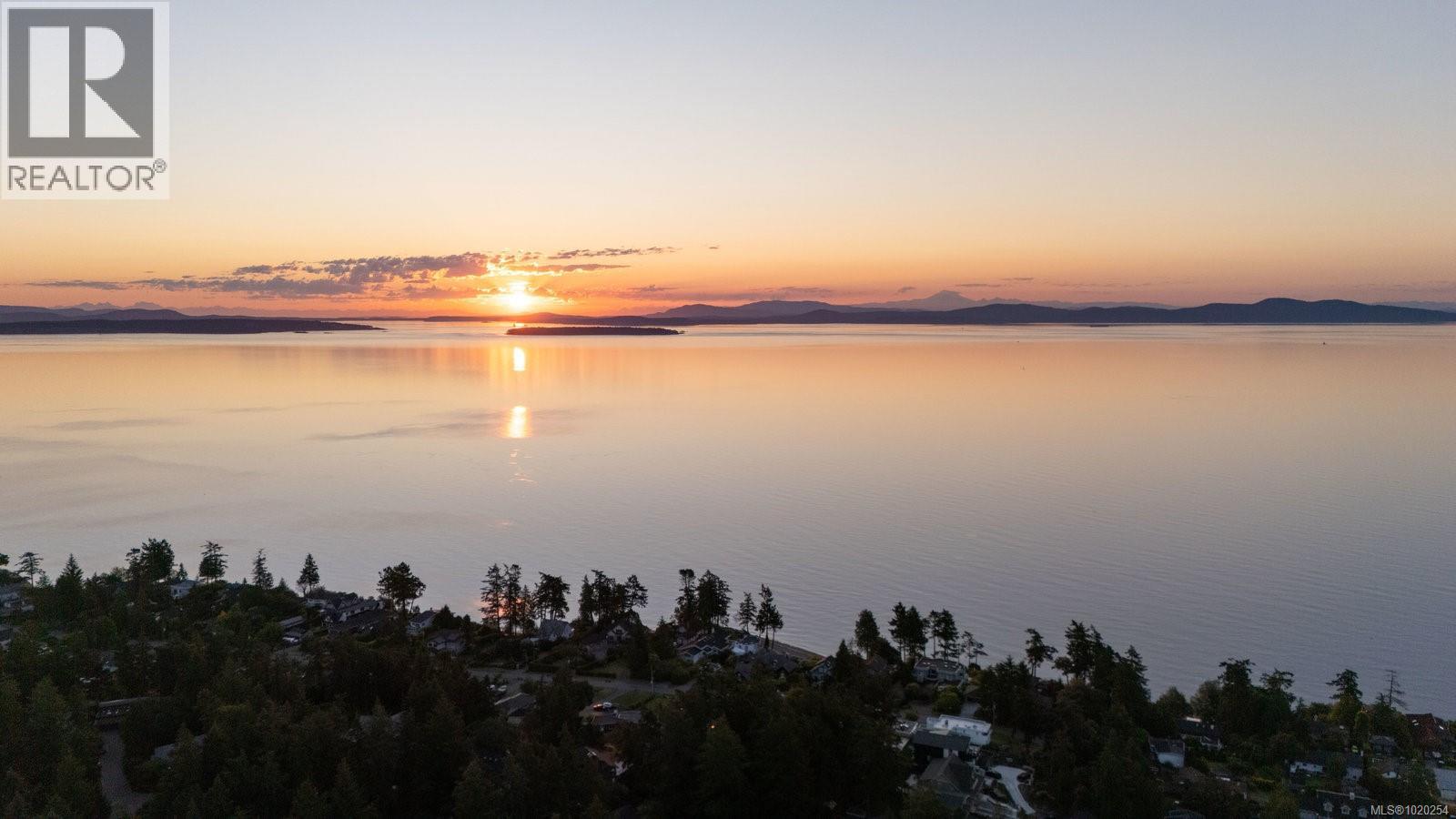 Lot A 5070 Catalina Terrace, Saanich