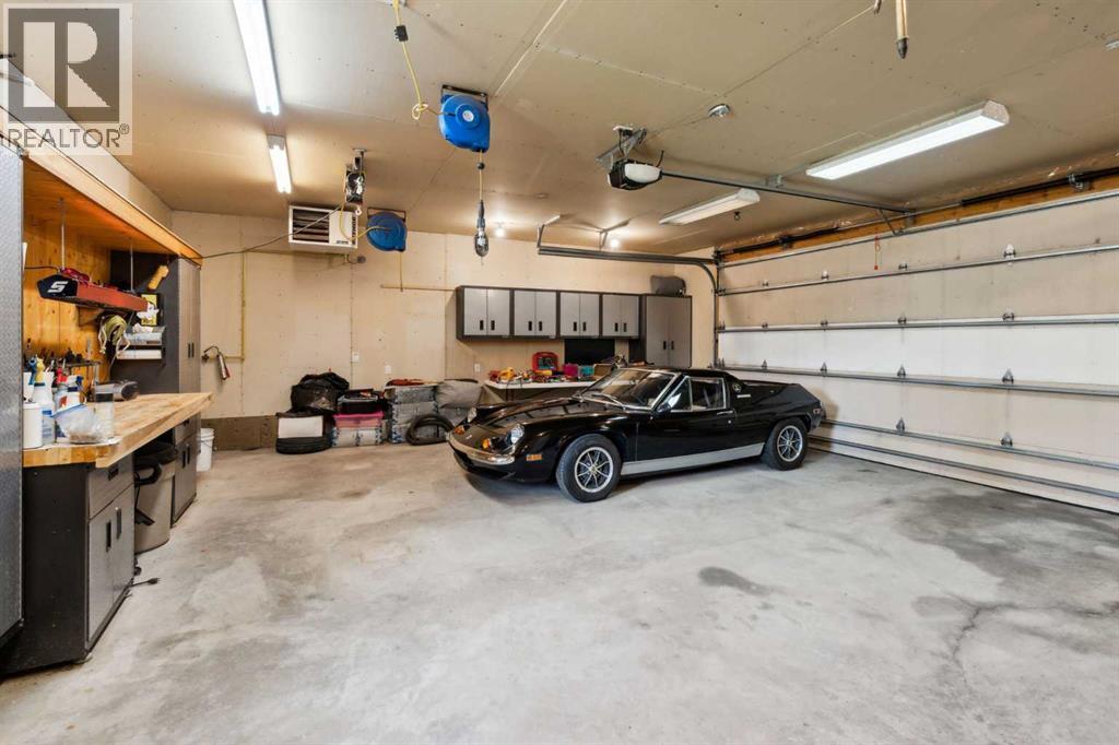 67 Bracken Point, Bragg Creek