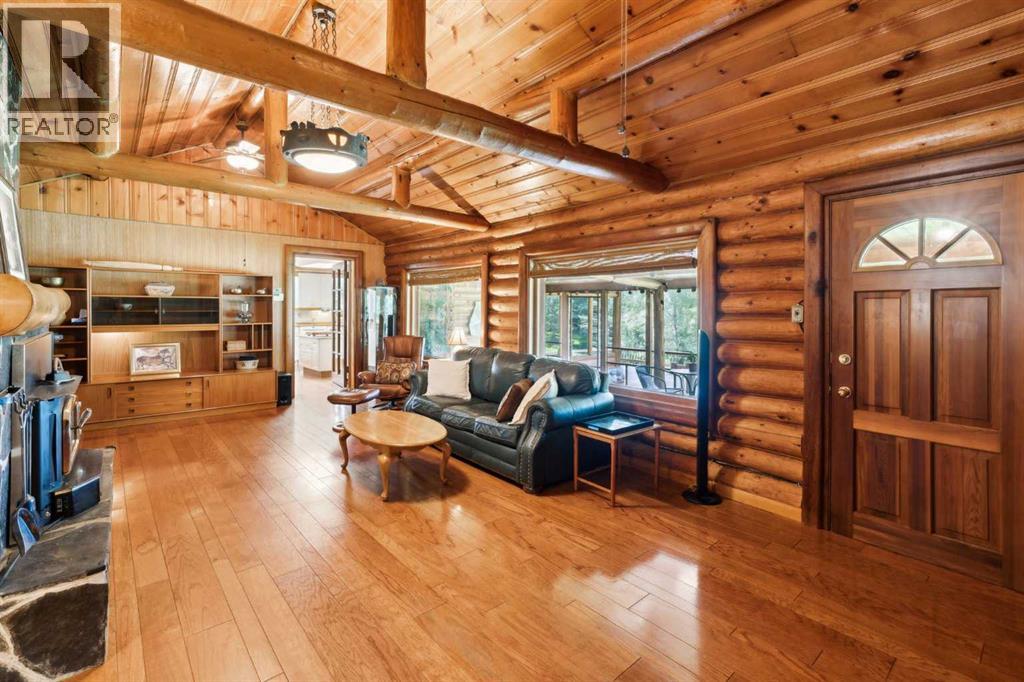 67 Bracken Point, Bragg Creek